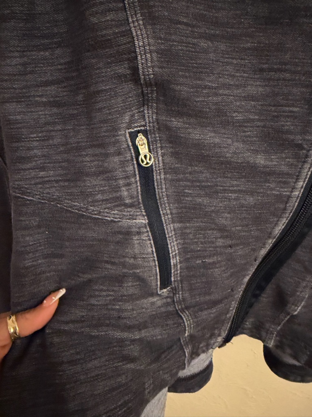 lululemon athletica Jacket - Picture 3 of 11